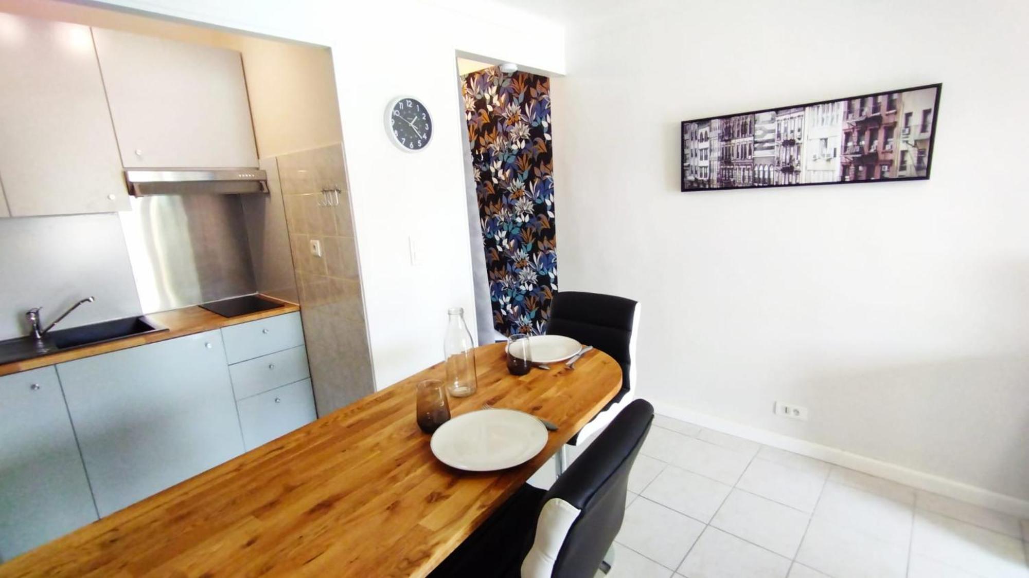 20' A Pieds Palais Wifi Apartment *
